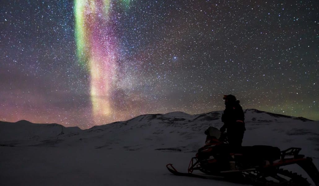 Northern Lights Safari by Snowmobile - Svalbard Adventures