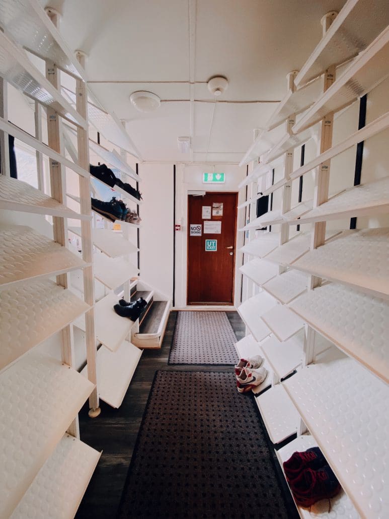 share AE45557F FD06 4D23 9F80 2E348A35BCDB