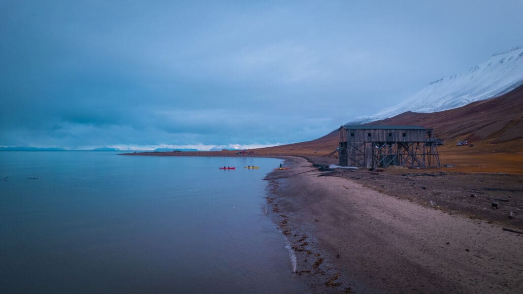 Full-Day Kayak: From Shore to Shore