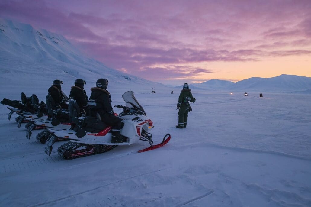 Electric Snowmobile Safari to Advent Lodge